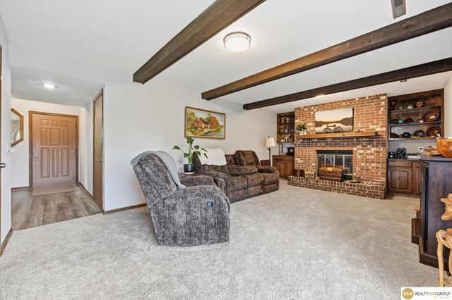 2835 S 146th Street, Omaha, NE 68144