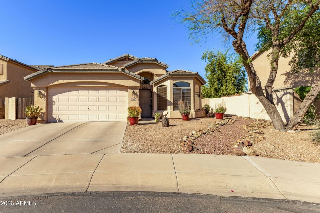 Image 1 of property listing at 42574 W Chambers Drive, Maricopa, AZ 85138