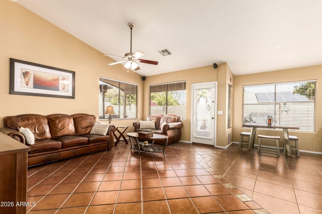 Image 13 of property listing at 42574 W Chambers Drive, Maricopa, AZ 85138