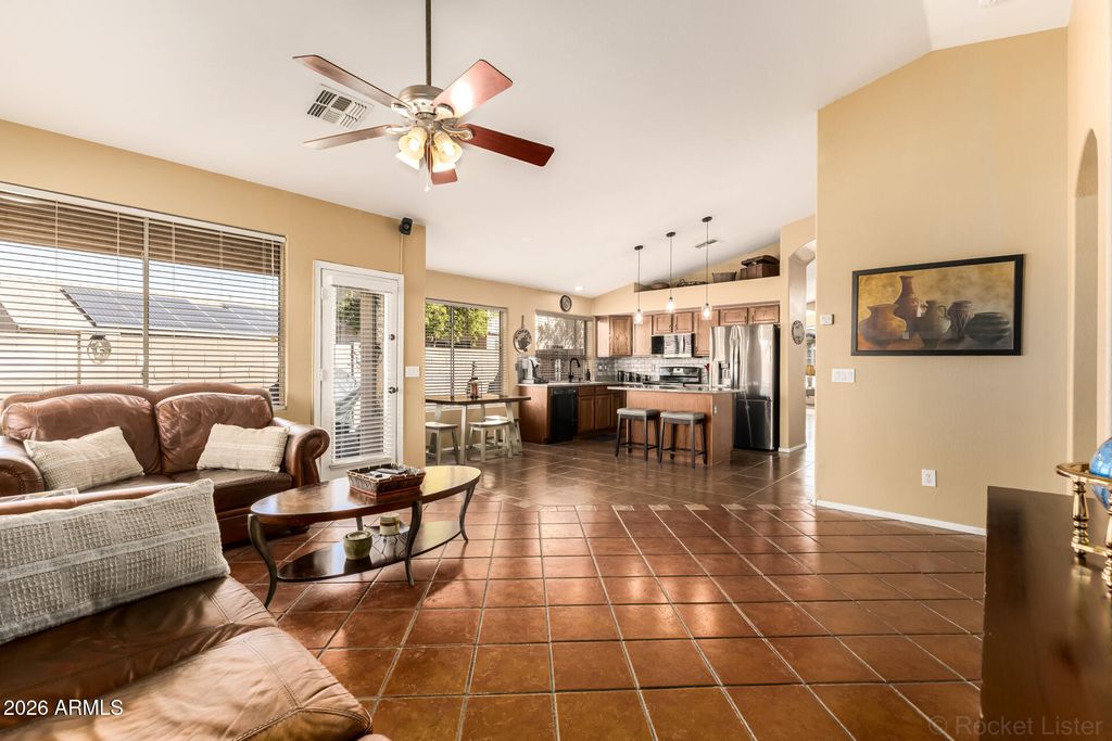 Image 14 of property listing at 42574 W Chambers Drive, Maricopa, AZ 85138