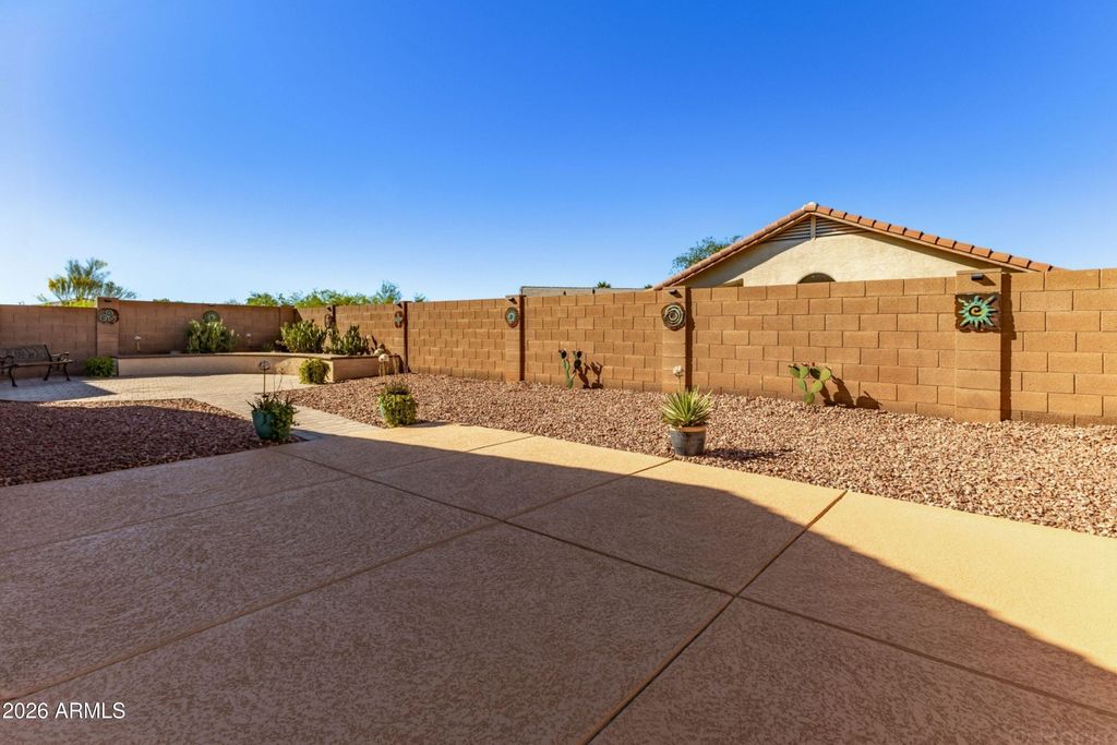 Image 27 of property listing at 42574 W Chambers Drive, Maricopa, AZ 85138