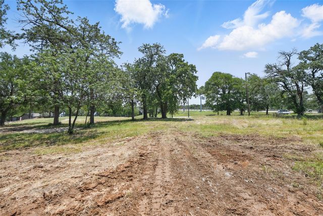 8501 Heron Drive, Fort Worth, TX 76108
