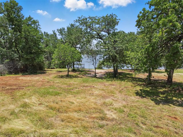 8501 Heron Drive, Fort Worth, TX 76108