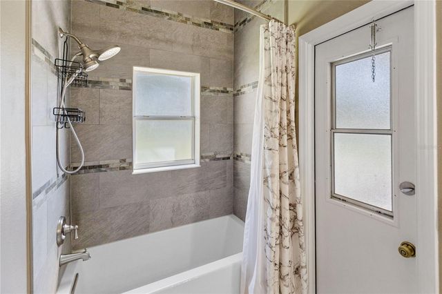 1190 DEER LAKE CIRCLE, Apopka, FL 32712