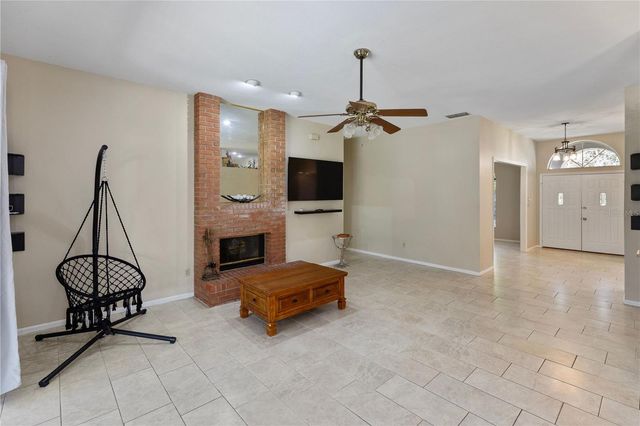 1190 DEER LAKE CIRCLE, Apopka, FL 32712