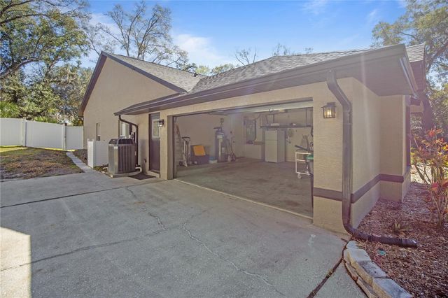 1190 DEER LAKE CIRCLE, Apopka, FL 32712