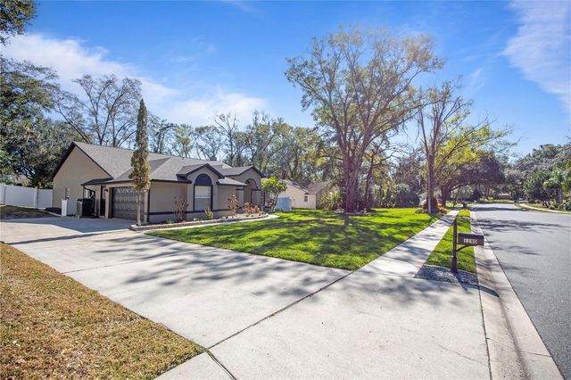 1190 DEER LAKE CIRCLE, Apopka, FL 32712