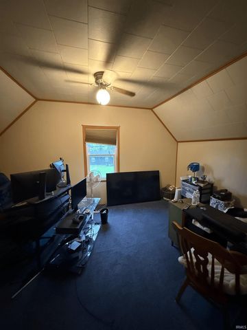 414 W Washington Street, Fairmount, IN 46928