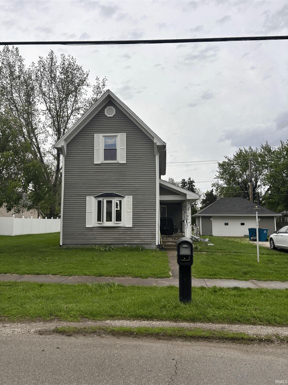 414 W Washington Street, Fairmount, IN 46928