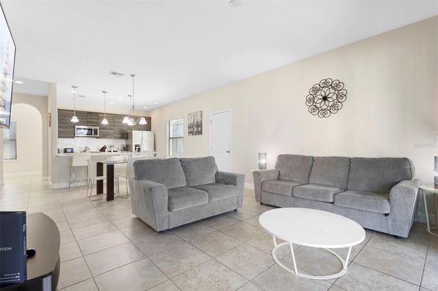 137 ANGELAS AVENUE, Haines City, FL 33844