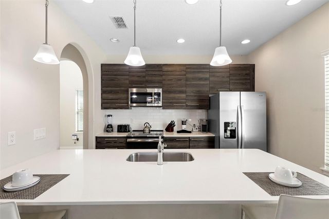 137 ANGELAS AVENUE, Haines City, FL 33844