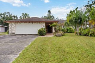 604 W LAKE DRIVE, Sarasota, FL 34232