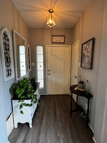 1225 Grand Central Parkway, Fort Worth, TX 76131