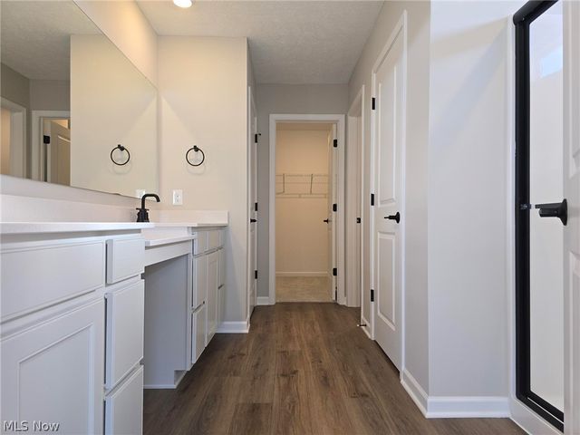 3790 Golden Wood Way, Green, OH 44685