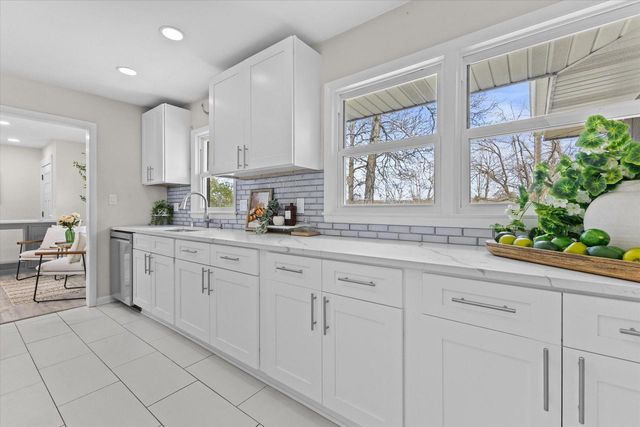 4410 Goleys LANE, Racine, WI 53404