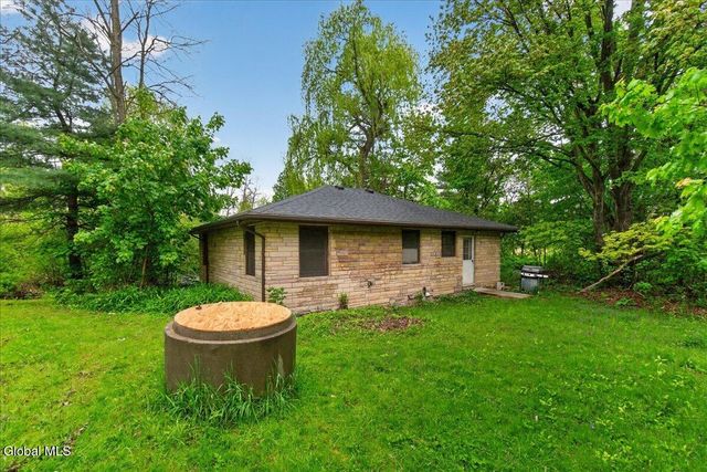 17 Onesquethaw Creek Road, New Scotland, NY 12067