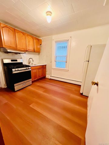 71-19 Nansen Street 2nd Floor, Forest Hills, NY 11375