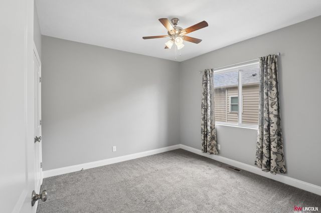 7256 Rutha Lane, Lincoln, NE 68516