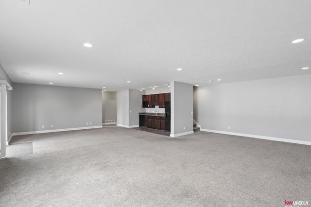 7256 Rutha Lane, Lincoln, NE 68516