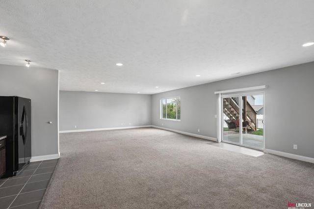 7256 Rutha Lane, Lincoln, NE 68516
