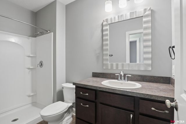 7256 Rutha Lane, Lincoln, NE 68516