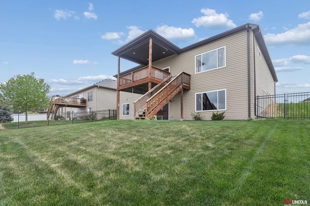 7256 Rutha Lane, Lincoln, NE 68516