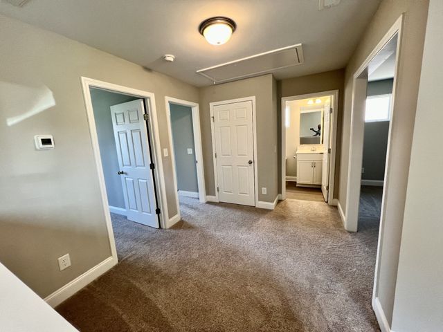 319 Carellton Dr, Gallatin, TN 37066