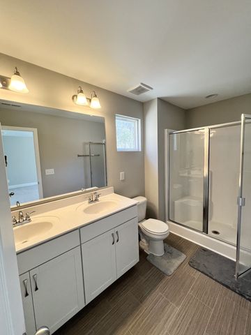 319 Carellton Dr, Gallatin, TN 37066