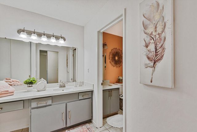 955 955 Shorepoint Ct 216, Alameda, CA 94501