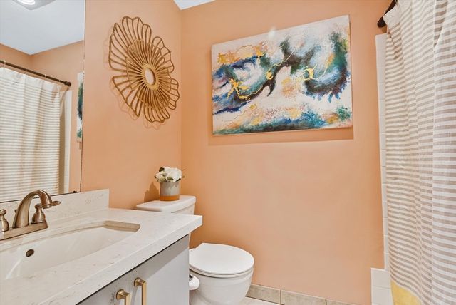 955 955 Shorepoint Ct 216, Alameda, CA 94501