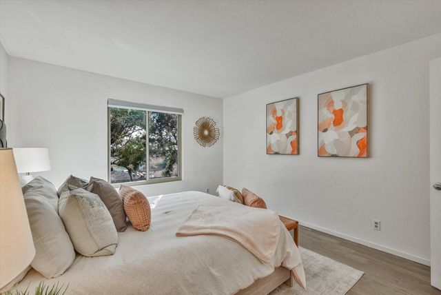 955 955 Shorepoint Ct 216, Alameda, CA 94501