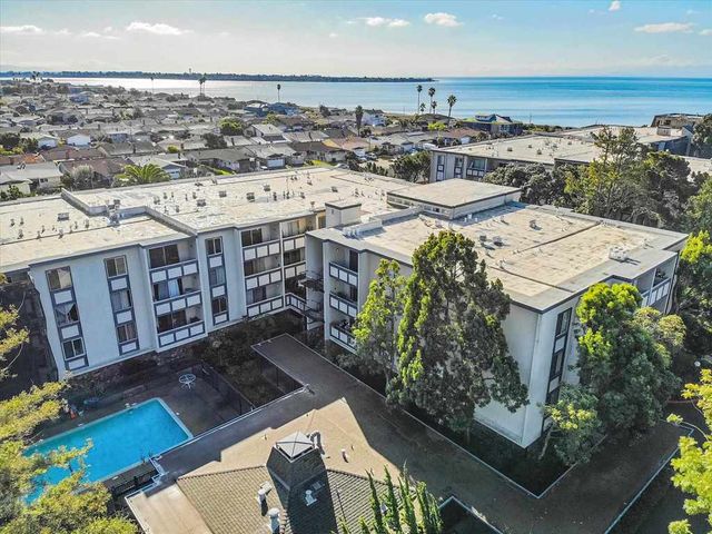 955 955 Shorepoint Ct 216, Alameda, CA 94501