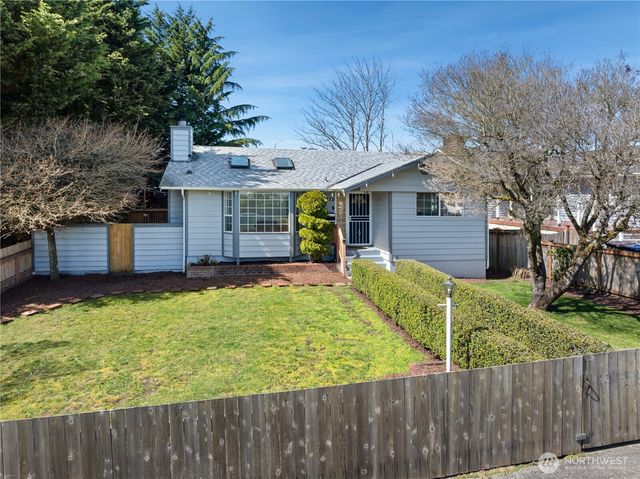 822 S Winnifred Street, Tacoma, WA 98465