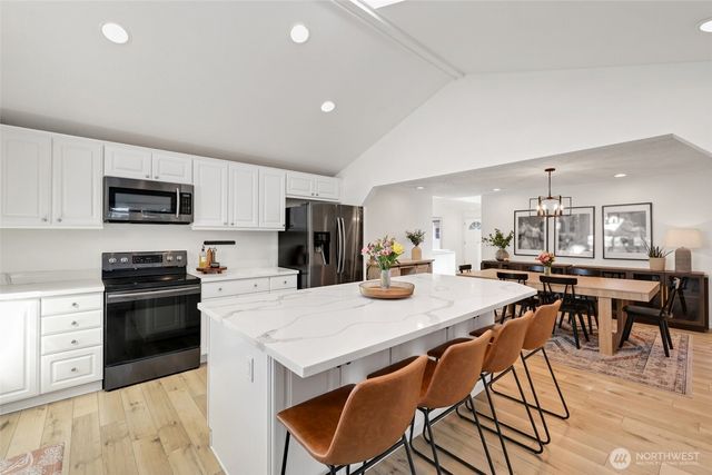 822 S Winnifred Street, Tacoma, WA 98465