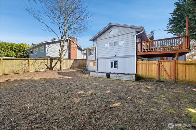 822 S Winnifred Street, Tacoma, WA 98465