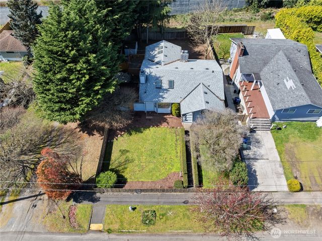 822 S Winnifred Street, Tacoma, WA 98465