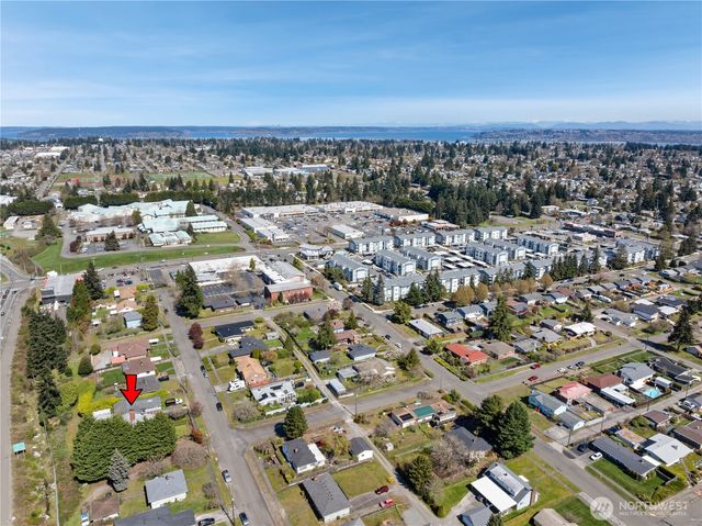 822 S Winnifred Street, Tacoma, WA 98465