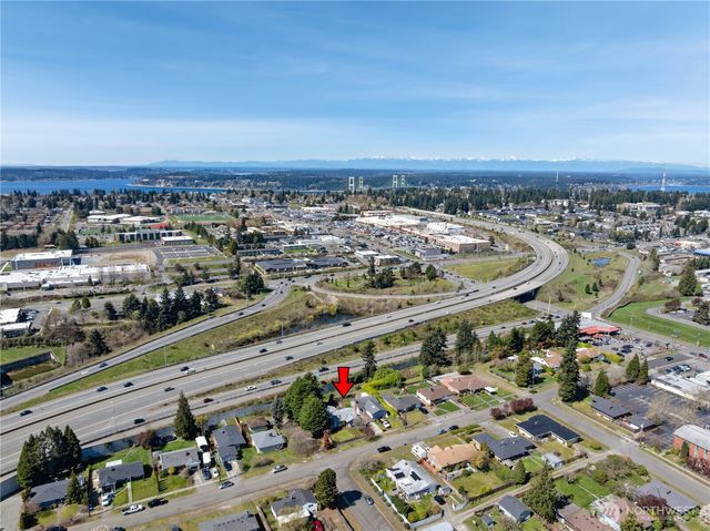 822 S Winnifred Street, Tacoma, WA 98465