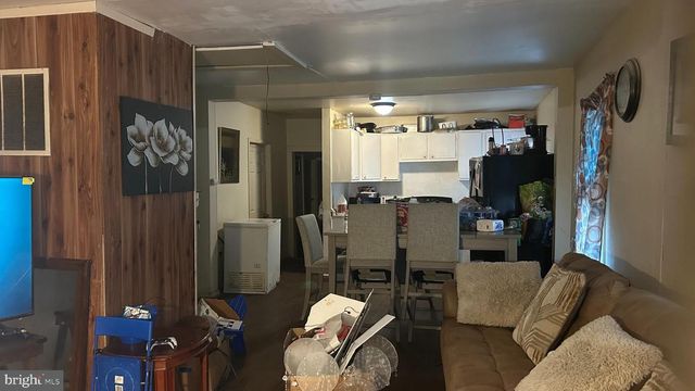 71 POPLAR ST, Penns Grove, NJ 08069