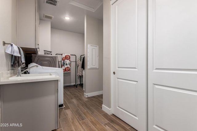 21164 W MINNEZONA Avenue, Buckeye, AZ 85396