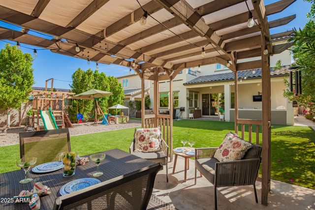 21164 W MINNEZONA Avenue, Buckeye, AZ 85396