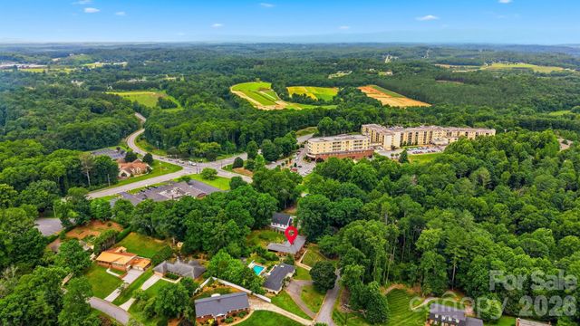 115 WEDGEWOOD Drive, Morganton, NC 28655
