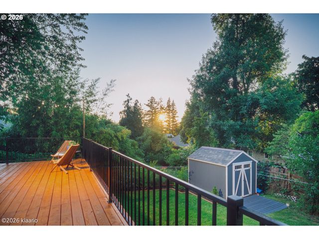 4611 Sw Vacuna St, Portland, OR 97219