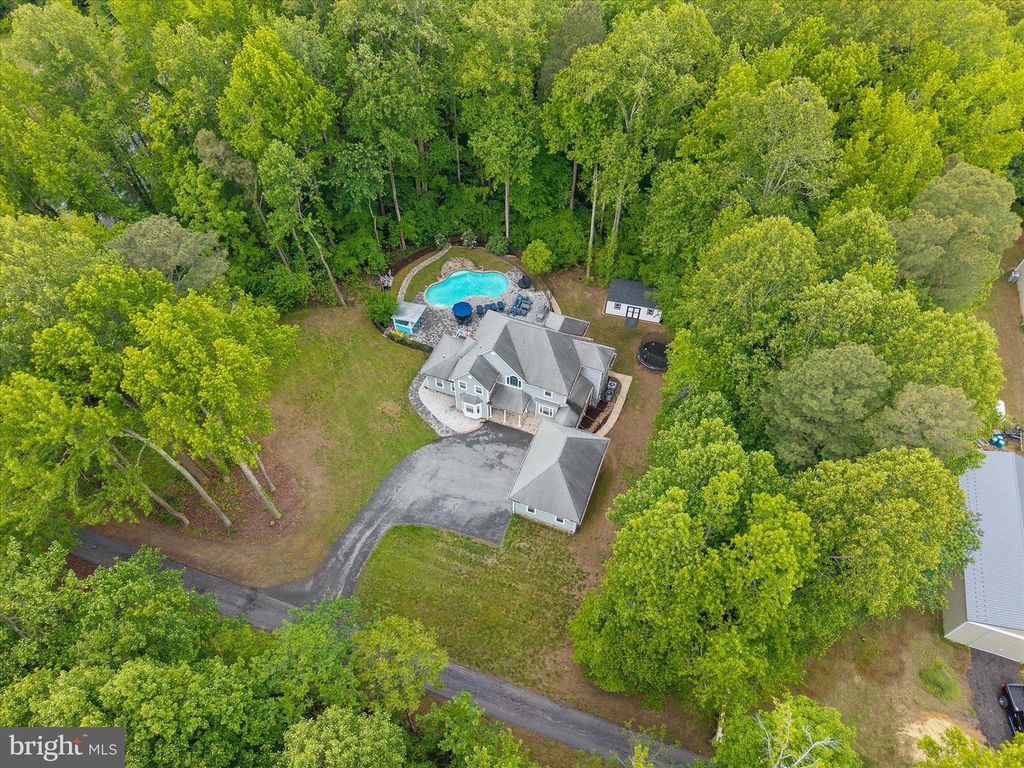 Image 1 of property listing at 1700 DARES BEACH RD, Prince Frederick, MD 20678