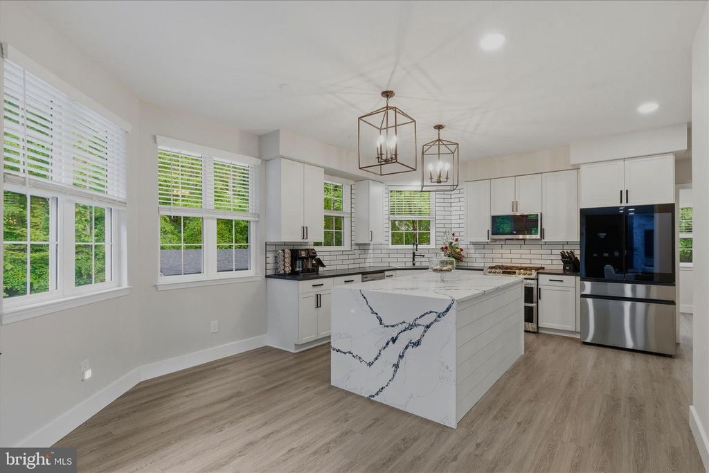 Image 11 of property listing at 1700 DARES BEACH RD, Prince Frederick, MD 20678