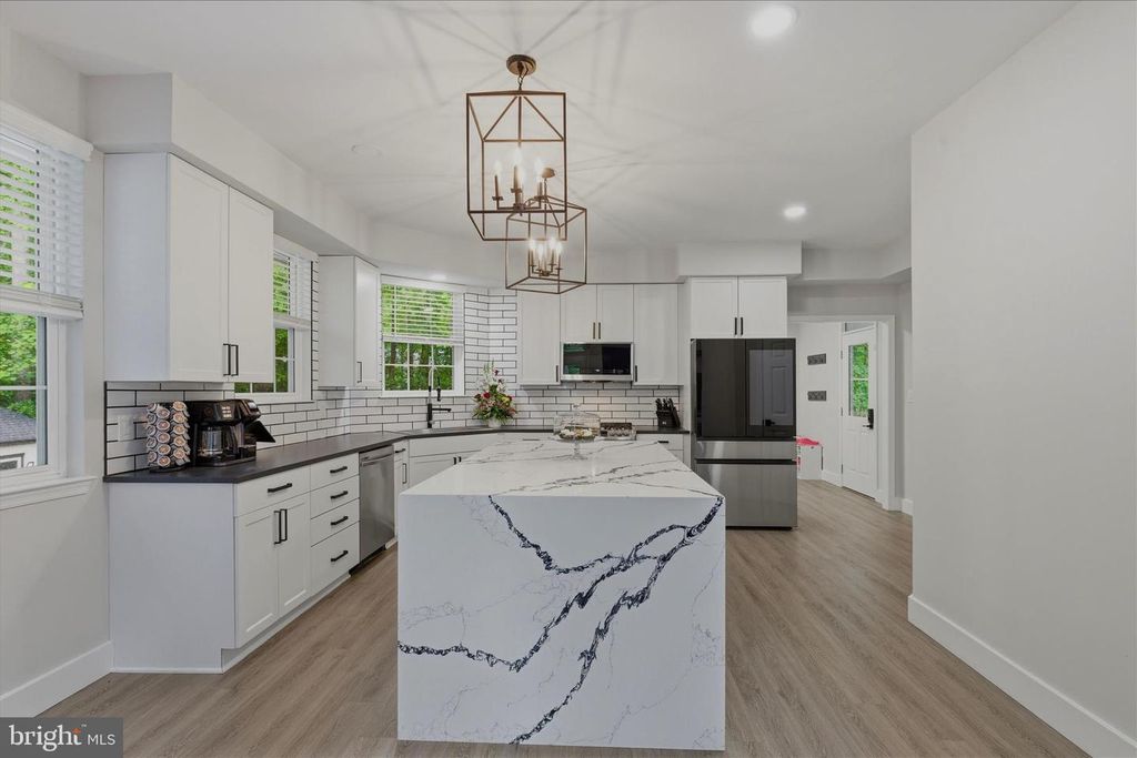 Image 12 of property listing at 1700 DARES BEACH RD, Prince Frederick, MD 20678