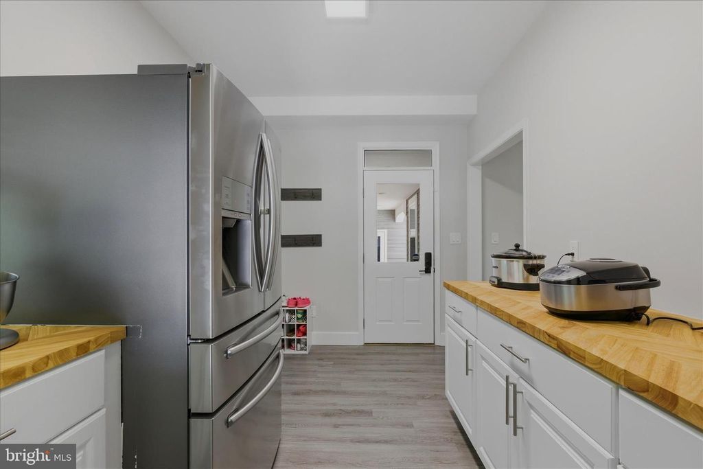 Image 20 of property listing at 1700 DARES BEACH RD, Prince Frederick, MD 20678