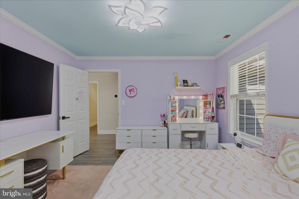 Image 45 of property listing at 1700 DARES BEACH RD, Prince Frederick, MD 20678