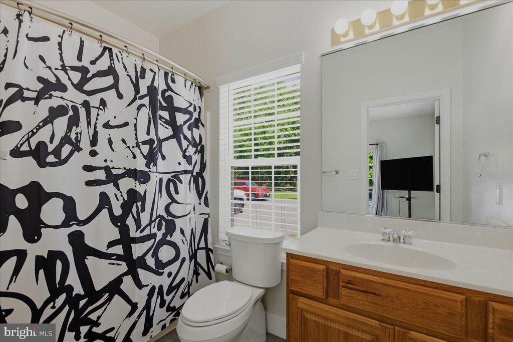 Image 54 of property listing at 1700 DARES BEACH RD, Prince Frederick, MD 20678