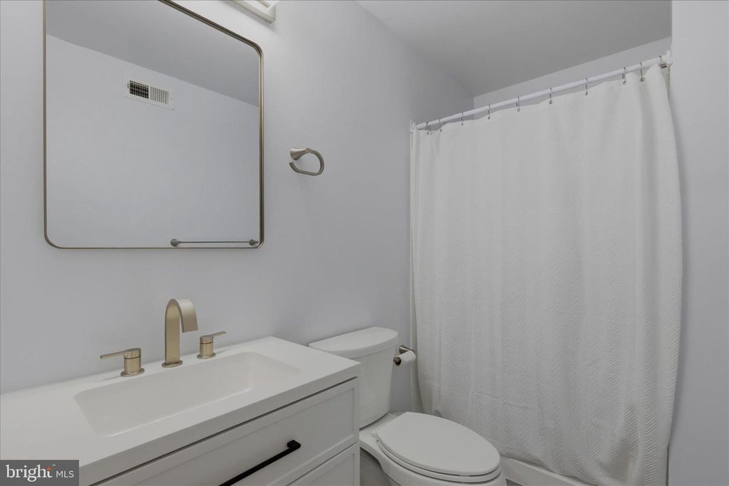 Image 64 of property listing at 1700 DARES BEACH RD, Prince Frederick, MD 20678